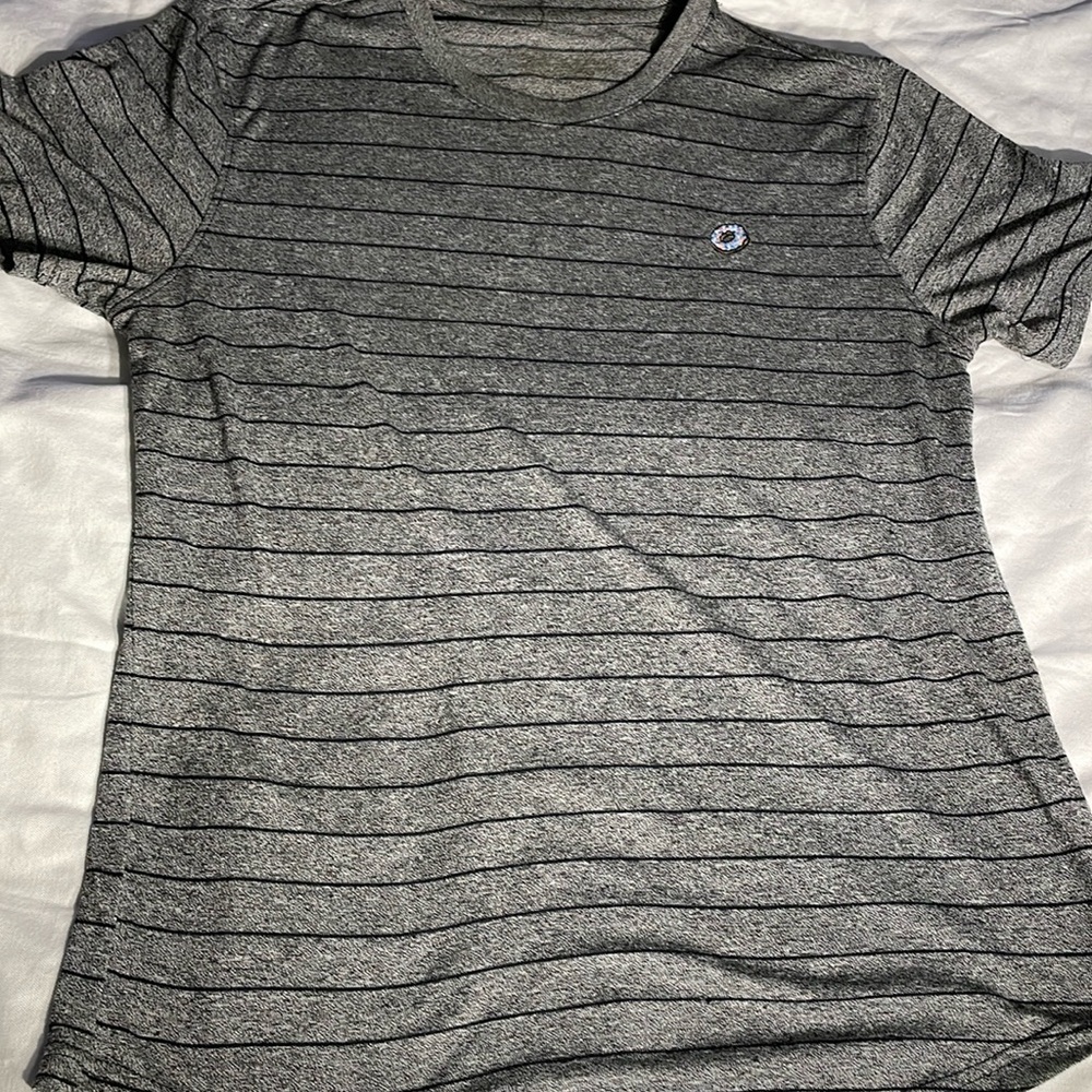 BROOKLYN CLOTH Men’s Horizontal Striped Donut Logo Size Large